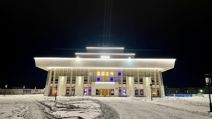 Здания и памятники Северодвинска сияют все ярче