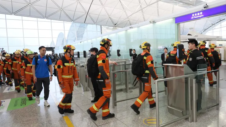 Из Белоруссии в Мьянму отправляется спецотрядотряд МЧС Зубр с техникой