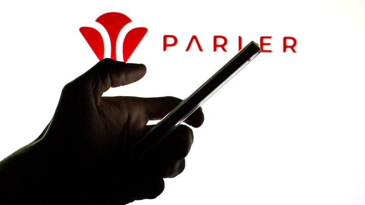 Можно и оттепелью побаловаться: Apple амнистировала приложение сторонников Трампа