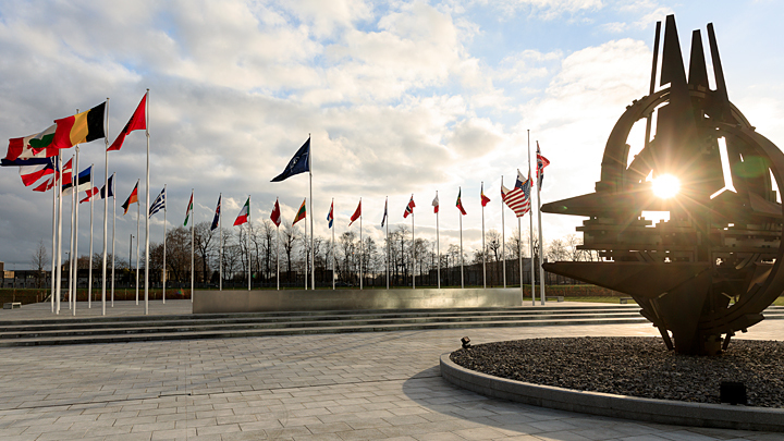 70-летие НАТО: Торжества, больше похожие на поминки