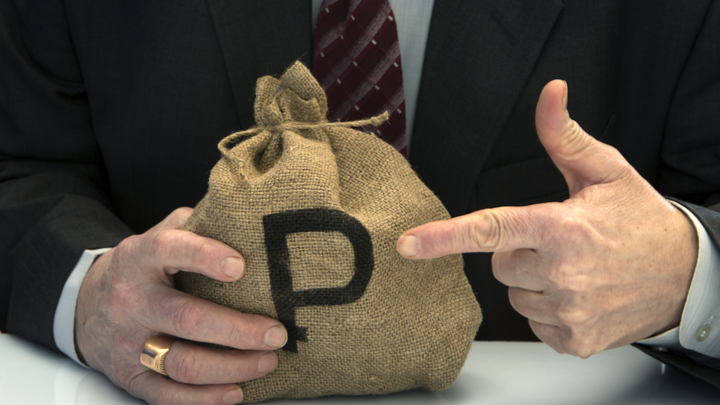 В Свердловскую область поступило 448 миллионов рублей на строительство школы, больницы и дорог