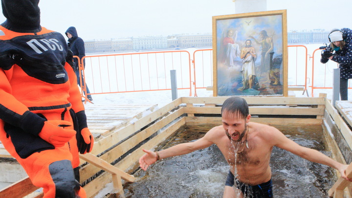 Крещение будет, морозы – нет: погода на 19 января удивит Петербург