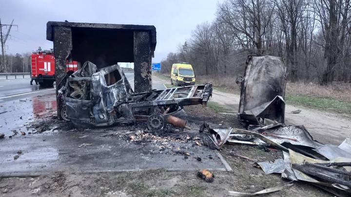 На трассе М-5 в Самарской области двое заживо сгорели в пикапе: что говорят в полиции