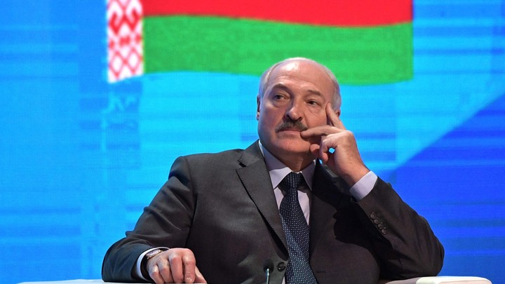 Лукашенко назвал условие отказа от суверенитета Белоруссии