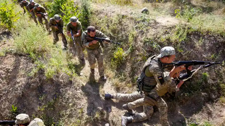 Бросили умирать 1000 солдат: ВСУ запретили уходить оказавшимся «в котле»