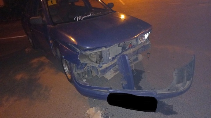 Юные водители не поделили в Тольятти ночную дорогу и отправили в больницу 17-летнюю девушку