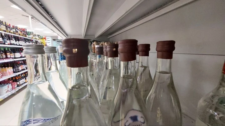 Бутылки с алкоголем собираются украсить страшными картинками