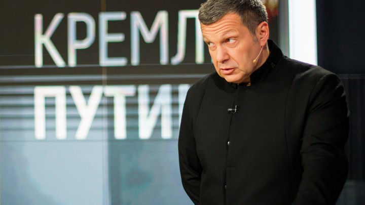 Соловьёв призвал российских олигархов бойкотировать концерты Верки Сердючки