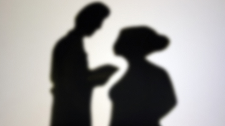 Сутулый и с текстовыми когтями: Учёные показали человека будущего