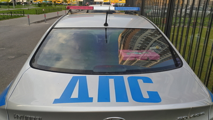 В Мелитополе сотрудники отдела ГИБДД провели профилактические беседы с детьми