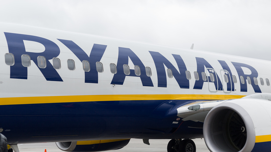 Лоукостер Ryanair потребовал от аэропортов Великобритании ограничить продажу алкоголя Лоукостер Ryanair потребовал от аэропортов Великобритании ограничить продажу алкоголя