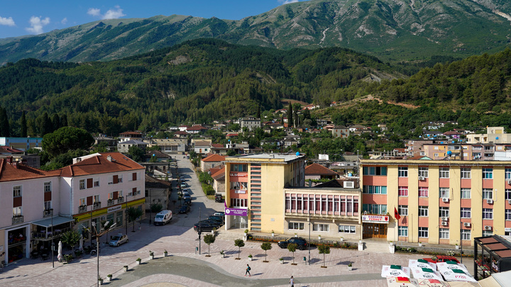 Русские найдены мёртвыми в Албании: Задохнулись