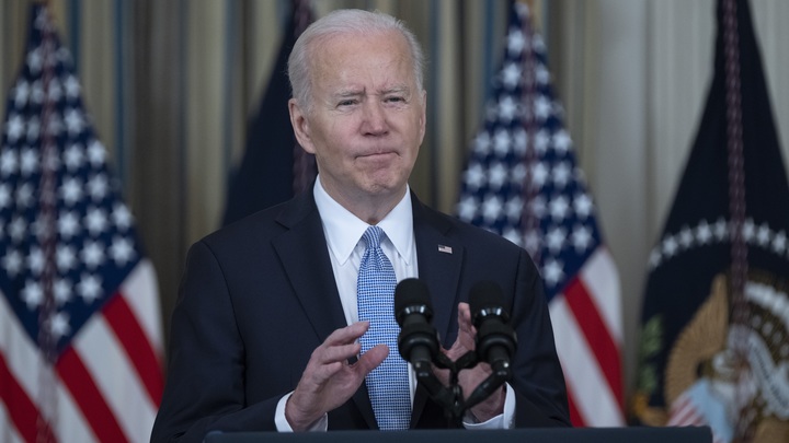 Байден распечатал нефтяную кубышку США: Эксперт предупредил о последствиях