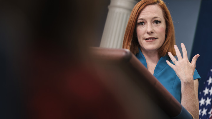 Псаки призвала не прислушиваться к Байдену. Русские разводят руками: Их по очереди выпускают