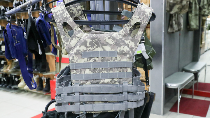 Вице-спикер Госдумы призвал ужесточить правила рынка товаров для СВО: Три важных пункта