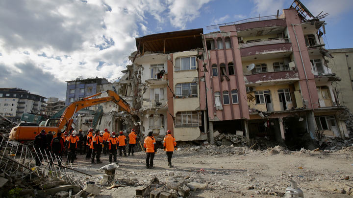 Минздрав Турции назвал число пострадавших в новых землетрясениях в провинции Хатай