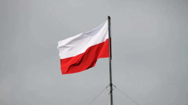 Министр обороны Польши: Западные страны боятся нормализации отношений между Россией и Украиной