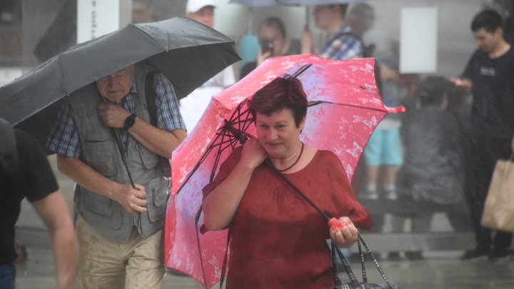 Дождь, град, грозы и ветер: на Кубани объявлено штормовое предупреждение по непогоде