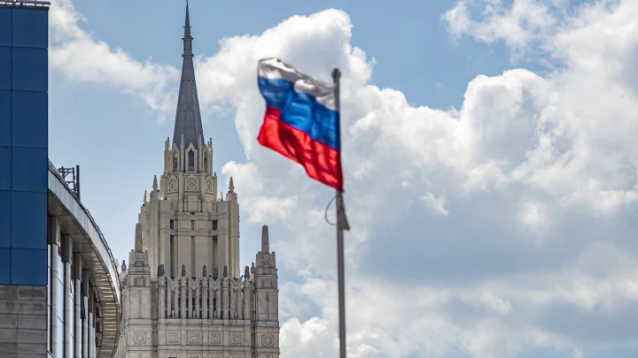 Маск рассказал, как из России на Западе делают Бабу-ягу: Тебя придут и заберут страшные русские
