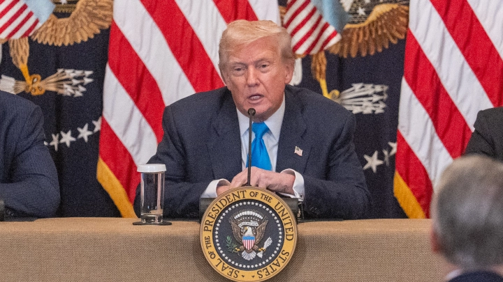 Вечером говорит одно, а утром другое: В Госдуме ответили на приказ Трампа отправить атомные подлодки к берегам России