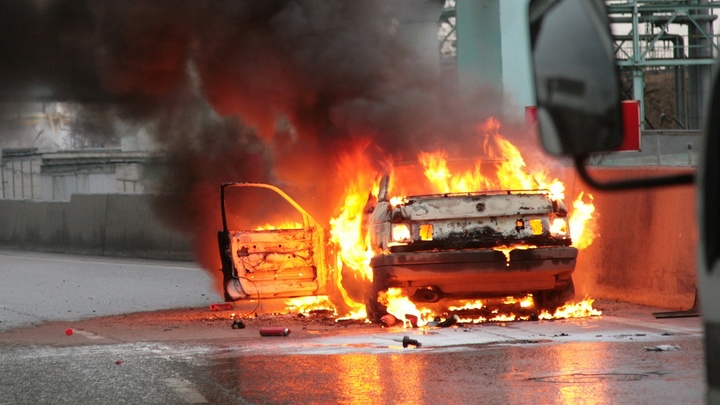 В Ростовской области мужчина заживо сгорел в автомобиле