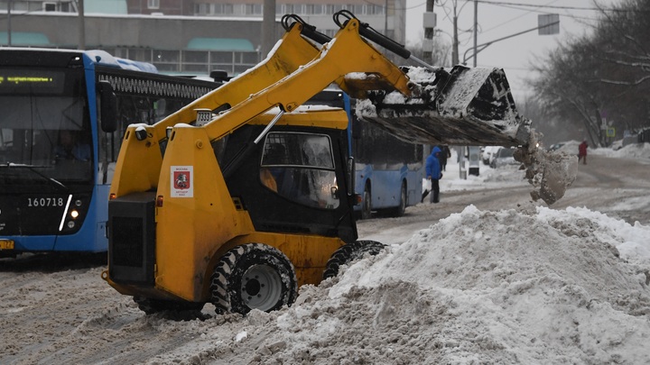 В Самаре из-за снегопада ограничили движение троллейбусов 3 февраля 2022 года