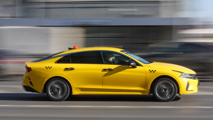 Таксистам готовят новые правила: Госдума может решить судьбу локализации 13 мая