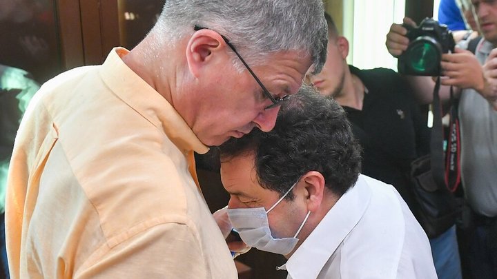 Хайп дороже. Зачем тиражируется ложь, обеляющая ректора РАНХиГС Мау?