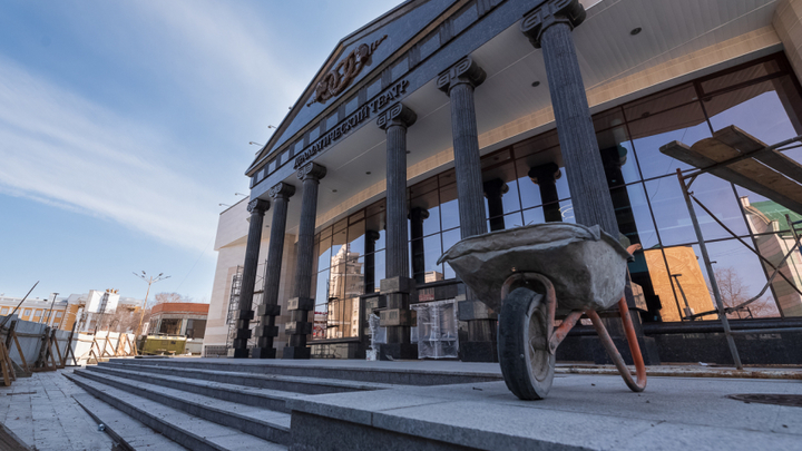 Обновлённый фасад читинского драмтеатра откроют ко Дню Победы