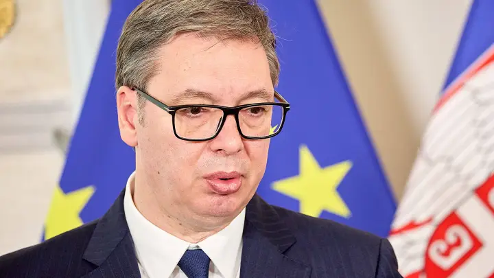 Лидер Сербии Вучич впервые с начала конфликта посетит Украину