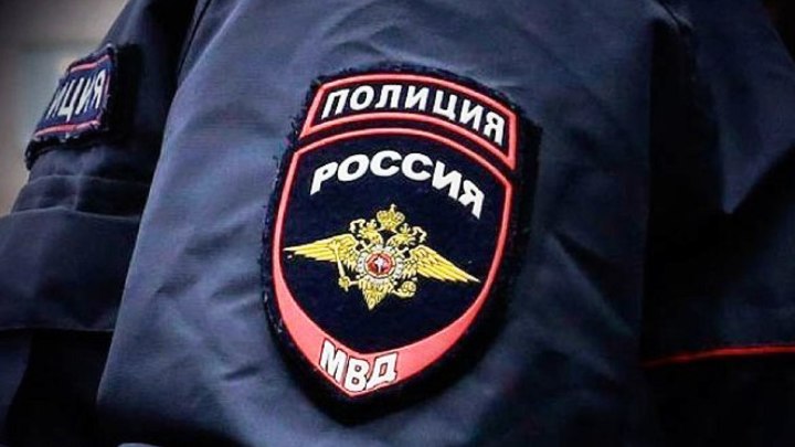 Двух охранников ранил ножом посетитель бара в Новосибирске