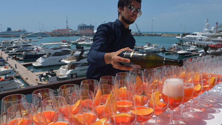 Кэшбэк за отдых: 249 кубанских гостиниц и отелей вошли в программу возмещения затрат туристам