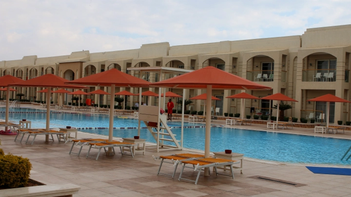 Русских туристов в Египте преследует новая напасть: Люди боятся заразиться опасной лихорадкой