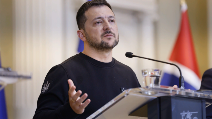 Беги, Форрест!: Зеленского высмеяли за внезапную кругосветку по Европе