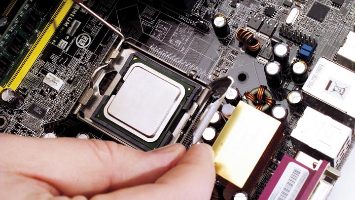 Начинают задирать цены: Экономист выдал прогноз о ценах на IT-рынке