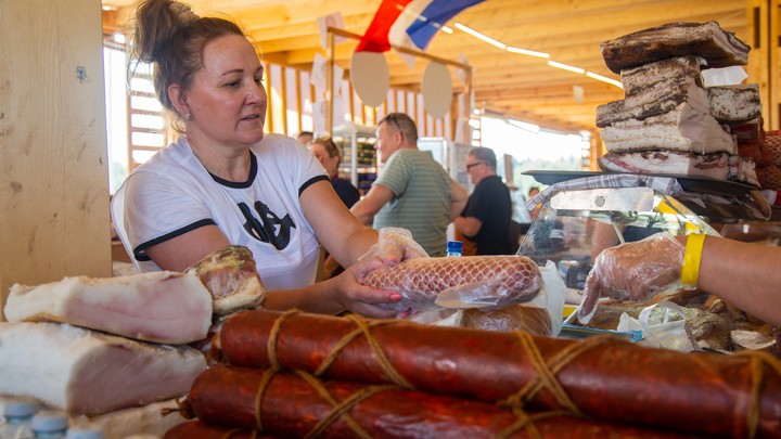 Врач перечислил продукты, влияющие на развитие рака