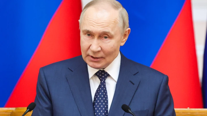 Путин, безусловно, вызывает уважение: Отец Илона Маска высказался о роли России в судьбе мира