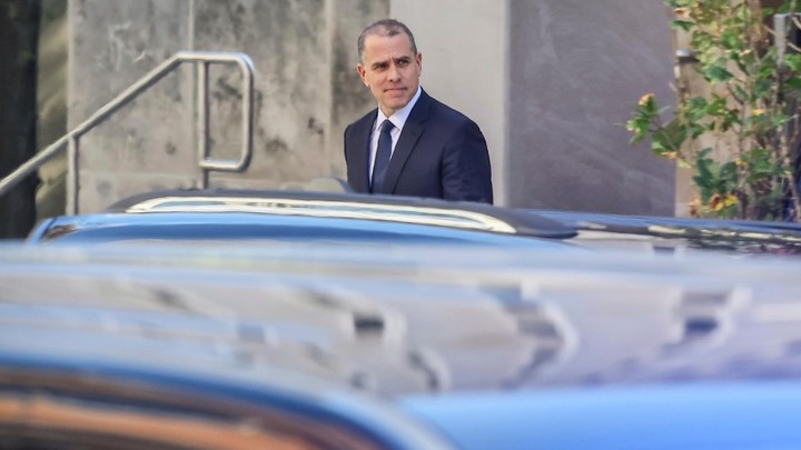 Сын Байдена снова в опале: Против Хантера возбудили новое уголовное дело