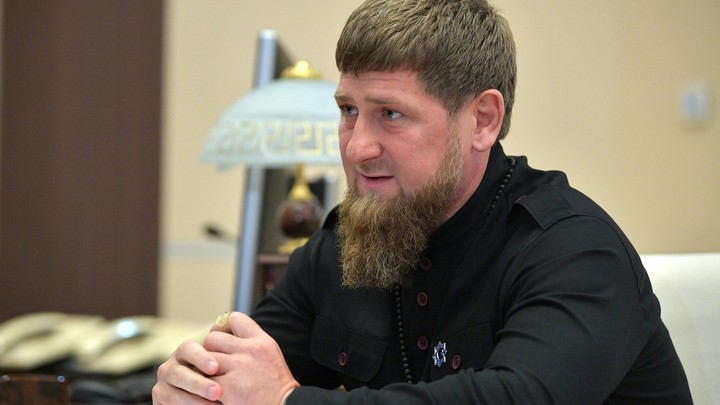 Сложная ситуация: Лидер Палестины проигнорирует парад Победы в Москве. Кадыров объяснил, почему