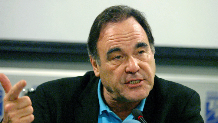 Оливер Стоун рассказал русским о безумии США