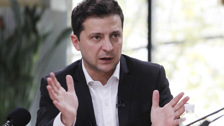 Война в Донбассе нужна не для победы: многоходовку Зеленского раскрыл Олейник