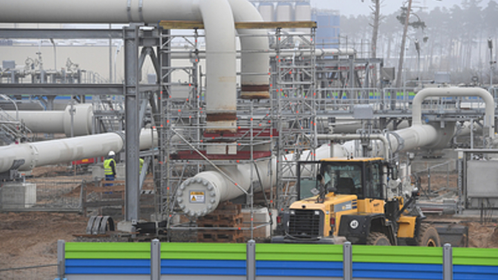 Автор санкций против Nord Stream 2 подготовил сокрушительный удар. Ответ получил в трёх буквах