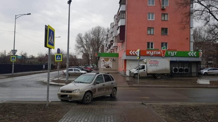 В Красноглинском районе Самары женщина попала под колёса Лады