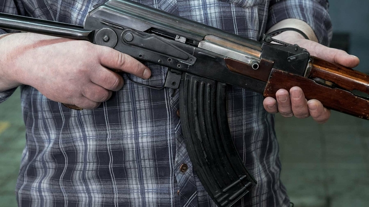 Житель Черноморска попытался застрелить знакомого из автомата