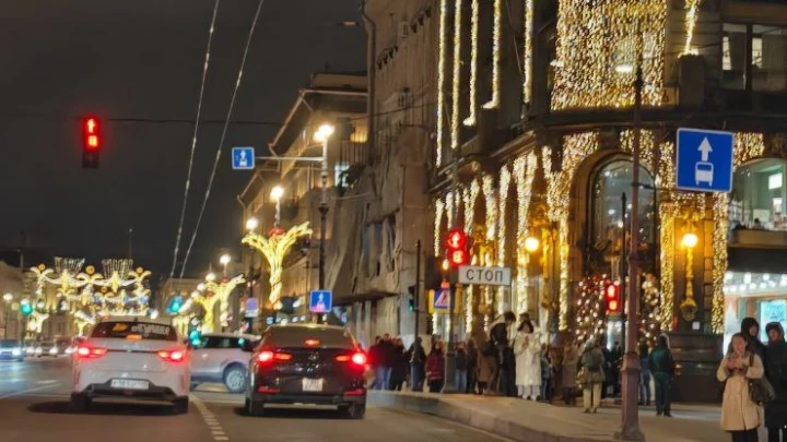 «Волшебный чемодан» опустел: в Петербурге простятся с легендарным «Непредсказуемым предсказателем»