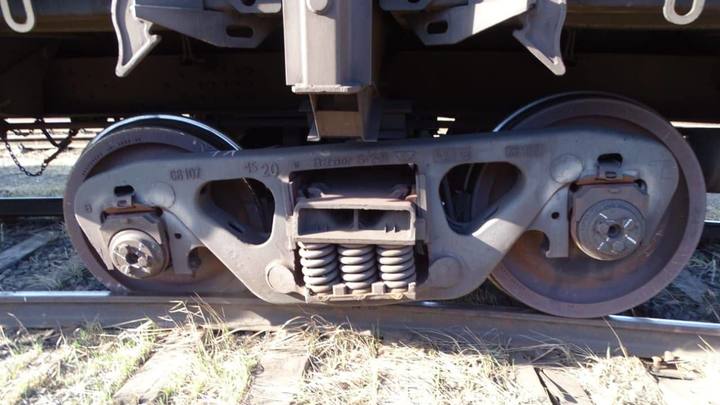 Вагоны с углем сошли с рельсов в Улан-Удэ, в причинах разбирается прокуратура.