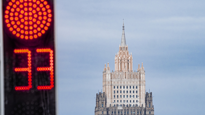 МИД России не спустил выходку послу США. Дальше - высылка дипломатов