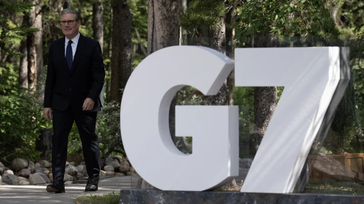 DM: Стармер на саммите G7 перепутал президента Южной Кореи с переводчиком