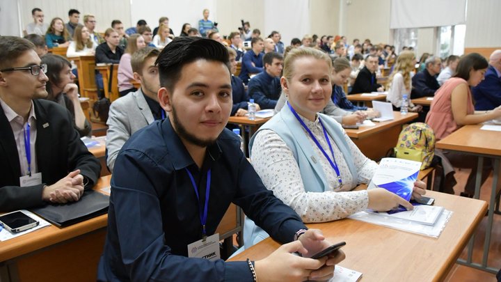 Почти миллиард рублей потратят в Новосибирской области на ремонт 1200 учреждений образования