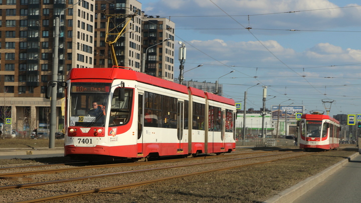 В Петербурге суд оштрафовал бесправную вагоновожатую